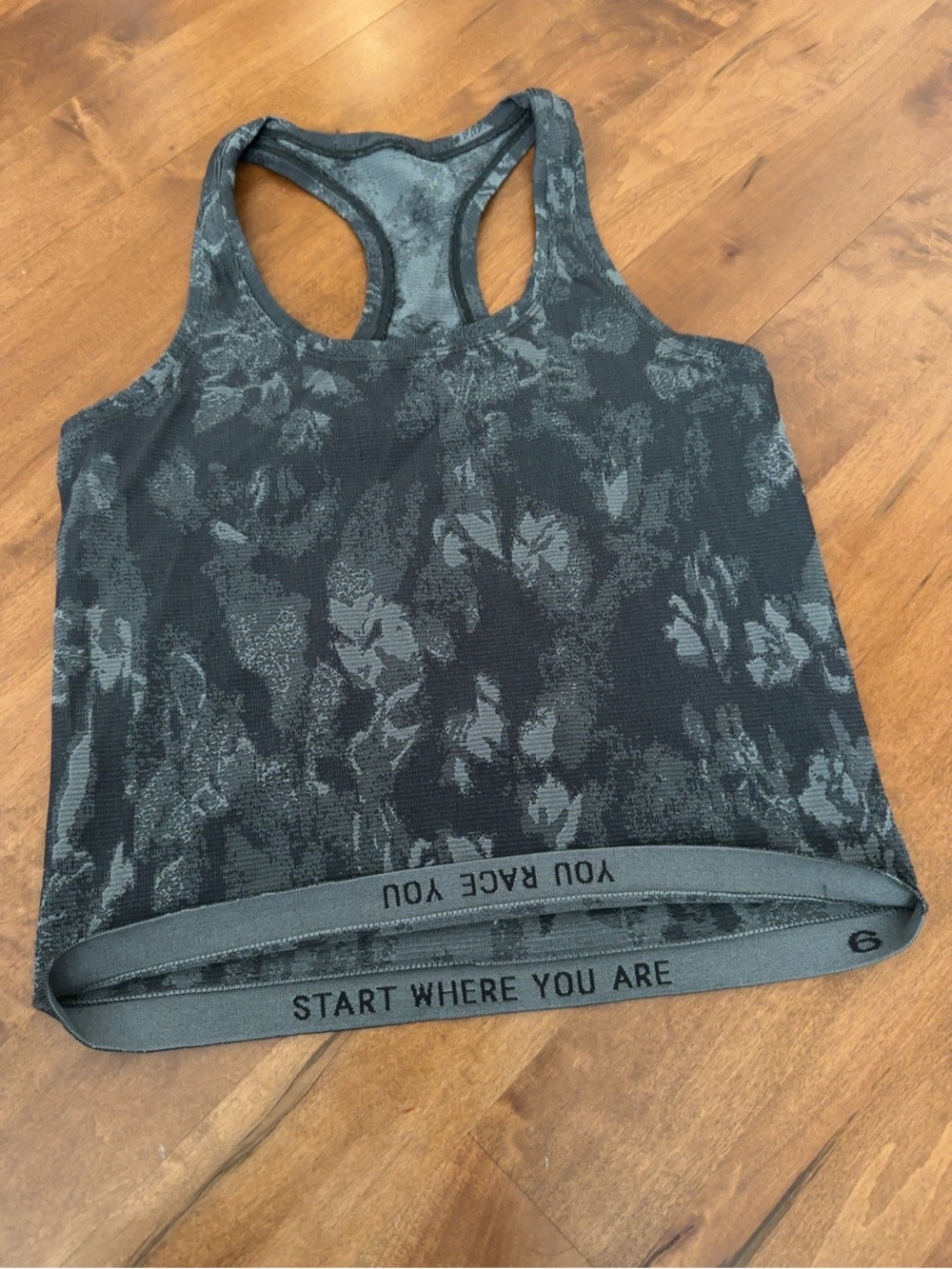 Lululemon Racerback Floral Seamless Tank Top Black Gray Size 6